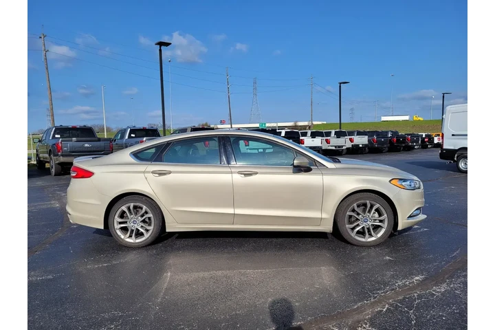 $11995 : Ford Fusion 2017 SE 4dr Seda image 2