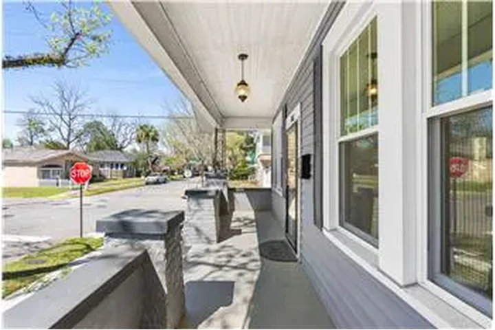 $2400 : Rental property with 3 bedro image 4