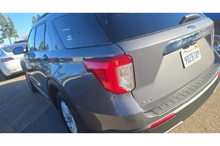 $29950 : Ford Explorer 2022 XLT 4dr S image 6