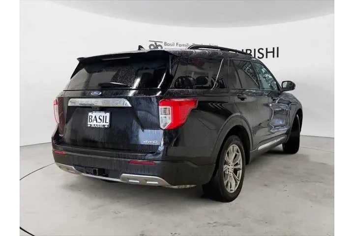 $35368 : Ford Explorer 2023 AWD XLT 4 image 4