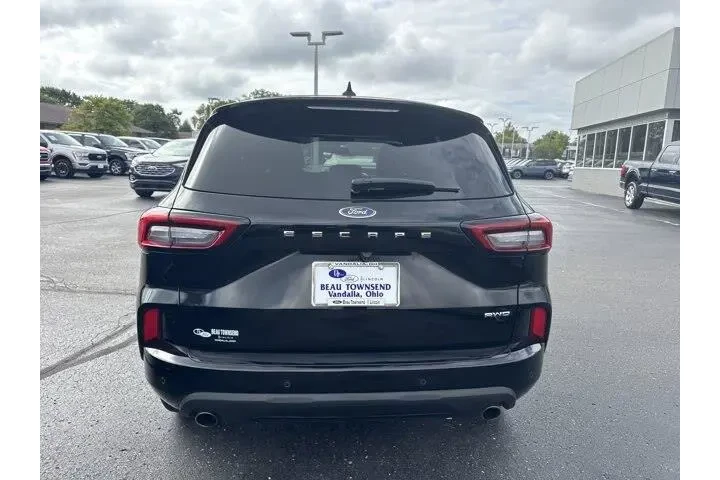 $27495 : Ford Escape 2023 AWD ST-Line image 5