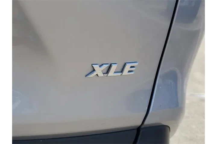 $28344 : Toyota RAV4 2024 XLE 4dr SUV image 7