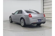 $15998 : Chrysler 300 2018 Limited 4d thumbnail