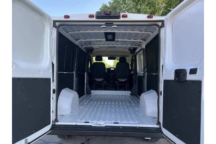 $35997 : 2025 RAM ProMaster Tradesman image 9