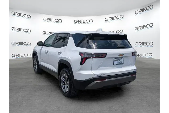$27997 : Chevrolet Equinox 2025 LT 4d image 5