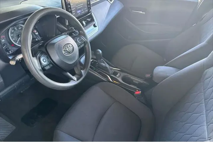 $13962 : Toyota Corolla 2020 LE 4dr S image 9