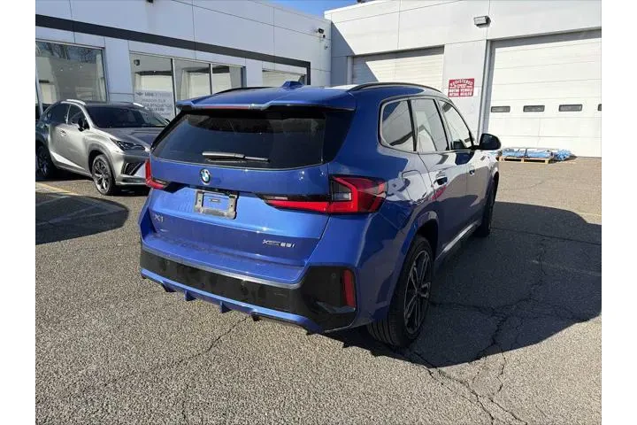 $34795 : BMW X1 2023 AWD xDrive28i 4d image 5