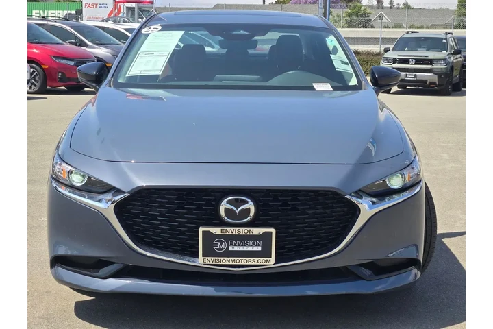 $29698 : Mazda Mazda3 Sedan 2025 AWD image 2