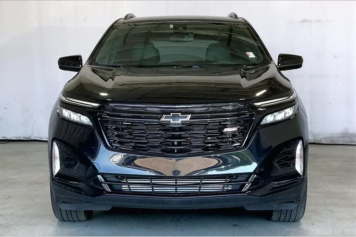 $27595 : Chevrolet Equinox 2024 4x4 R image 3