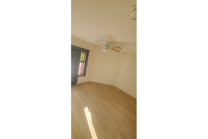 $1950 : Se Renta apartamento image 7