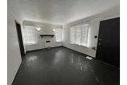 $1095 : Spacious 1bd 1ba at Huntington thumbnail
