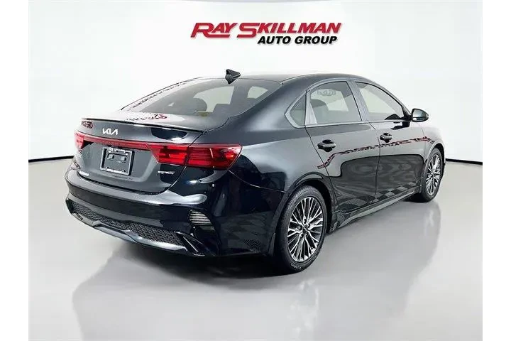 $23975 : Kia Forte 2023 GT-Line 4dr S image 7