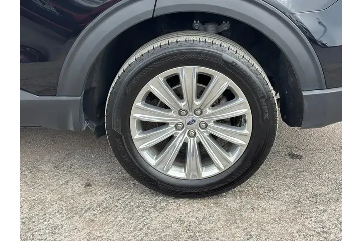 $34777 : Ford Explorer 2023 AWD Limit image 10