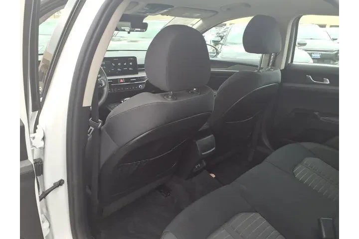 $22983 : Kia K5 2025 LXS 4dr Sedan image 9