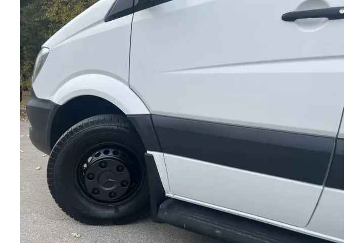 $28991 : 2017 Mercedes-Benz Sprinter 3 image 10