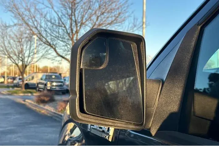 $26995 : Ford F-150 2019 4x4 Lariat 4 image 8