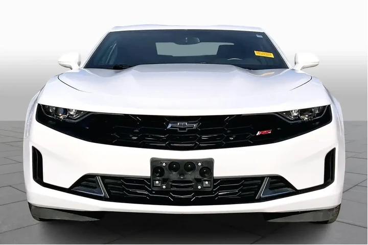 $26991 : Chevrolet Camaro 2023 LT 2dr image 3