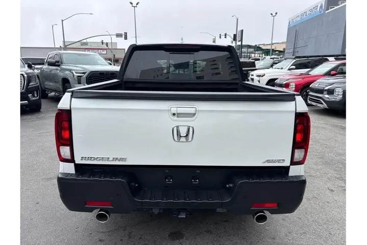 $30498 : Honda Ridgeline 2021 AWD Bla image 6