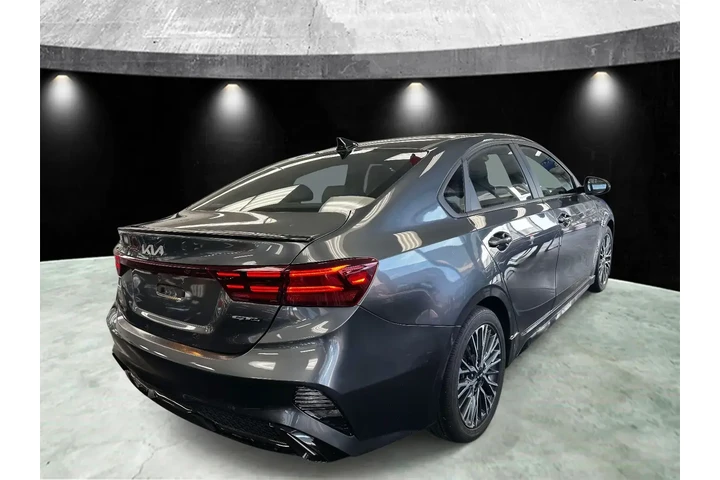 $15850 : Kia Forte 2023 GT-Line 4dr S image 5