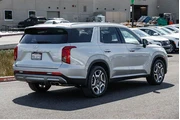 $31998 : Hyundai PALISADE 2023 SEL 4d thumbnail