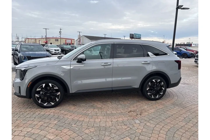 $34995 : 2025 Sorento SX image 8