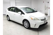 Toyota Prius v 2014 Three 4d en San Jose