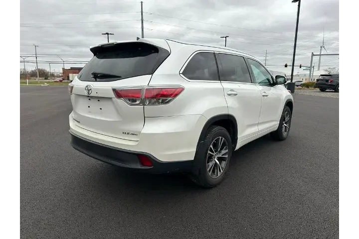$20162 : Toyota Highlander 2016 AWD X image 5