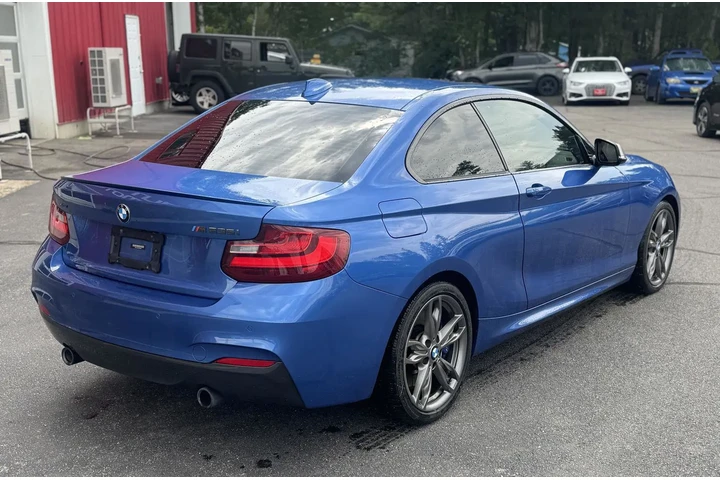 $23479 : 2016 BMW 2 Series M235i xDrive image 3