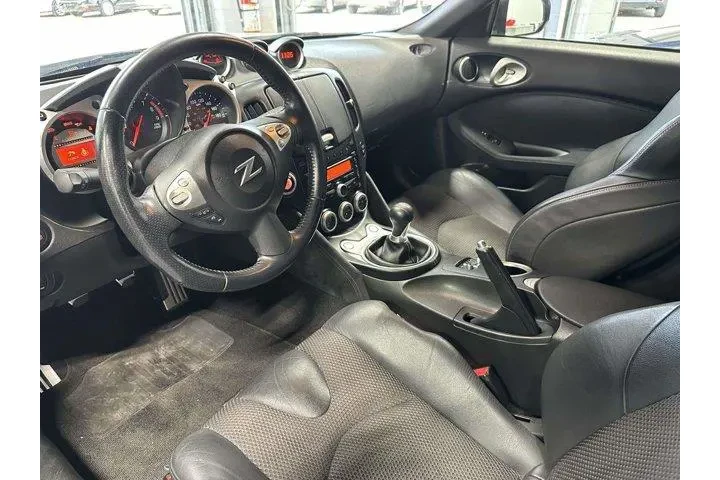$12995 : Nissan 370Z 2010 Roadster 2d image 10