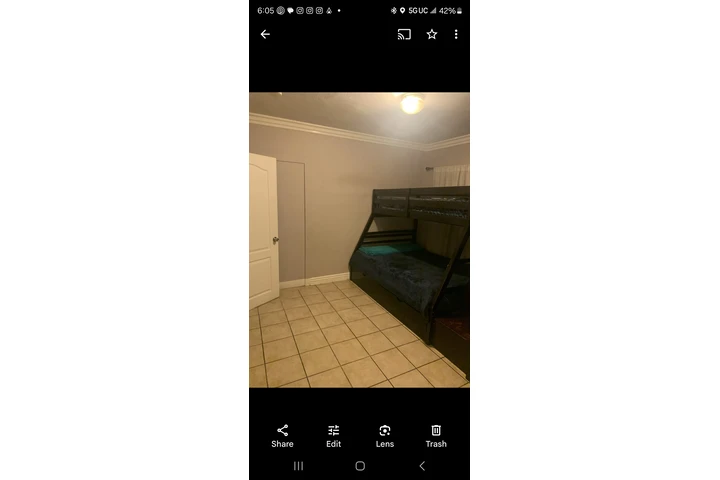 $700 : Cuarto en 700 image 1