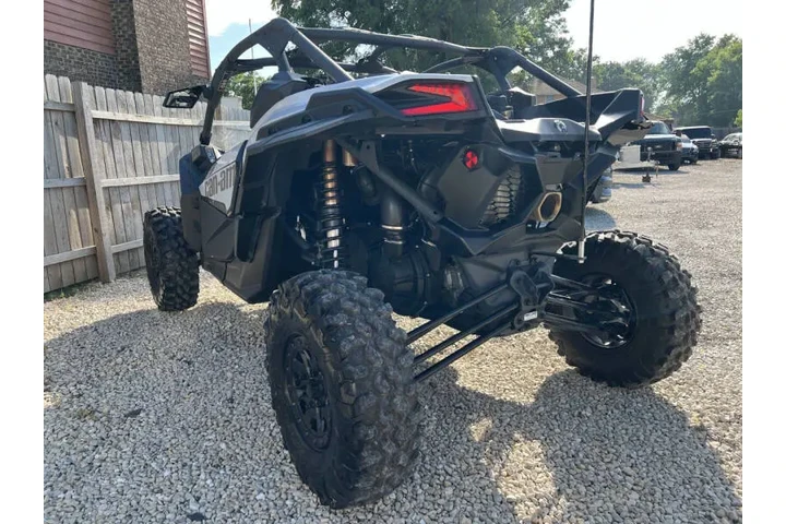 $25995 : 2024 Can-Am MAVERICK X3 RS image 6