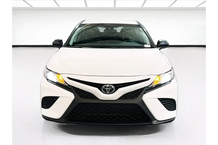 $22900 : Toyota Camry 2020 SE 4dr Sed image 4