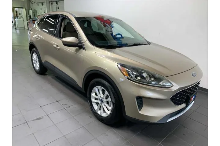 $18985 : Ford Escape 2020 AWD SE 4dr image 2