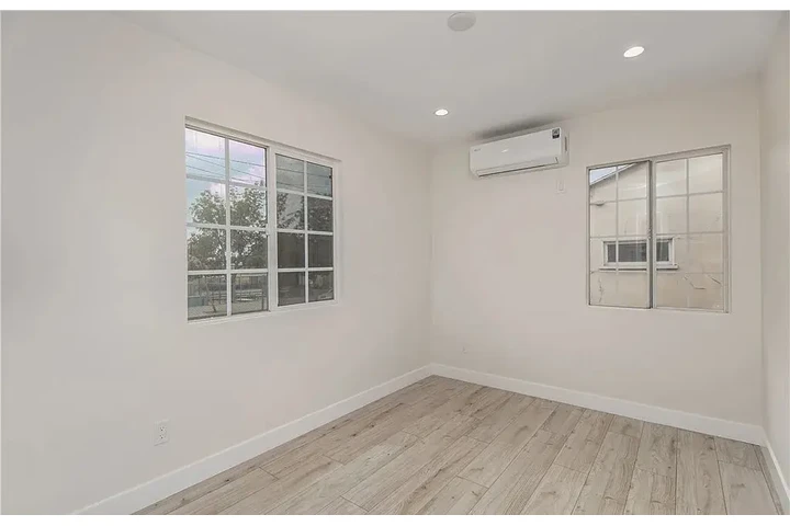 $1450 : Nueva construcción de la casa image 8