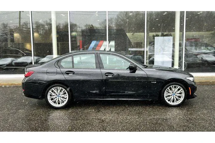 $25500 : BMW 3 Series 2023 AWD 330e x image 5