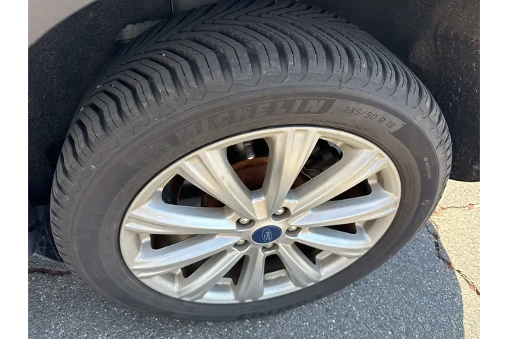 $14995 : Ford Escape 2017 Titanium 4d image 10