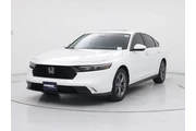 $27998 : Honda Accord 2024 EX 4dr Sed thumbnail