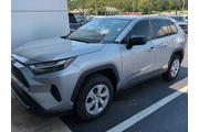 $24000 : Toyota RAV4 2023 LE 4dr SUV thumbnail