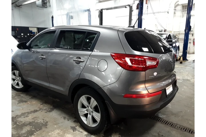 $10990 : 2013 Sportage LX image 7