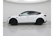 $38998 : Tesla Model Y 2025 Long Rang thumbnail