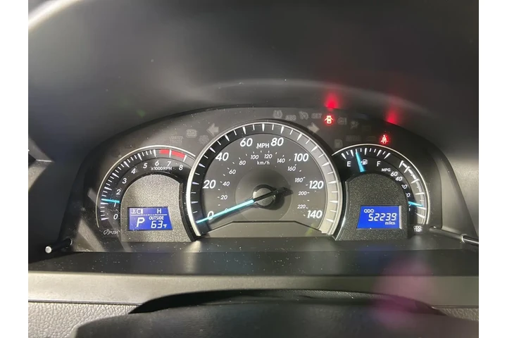 $17294 : 2012 Camry LE image 3
