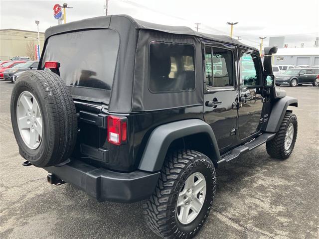 $17999 : 2016 Wrangler Unlimited image 5