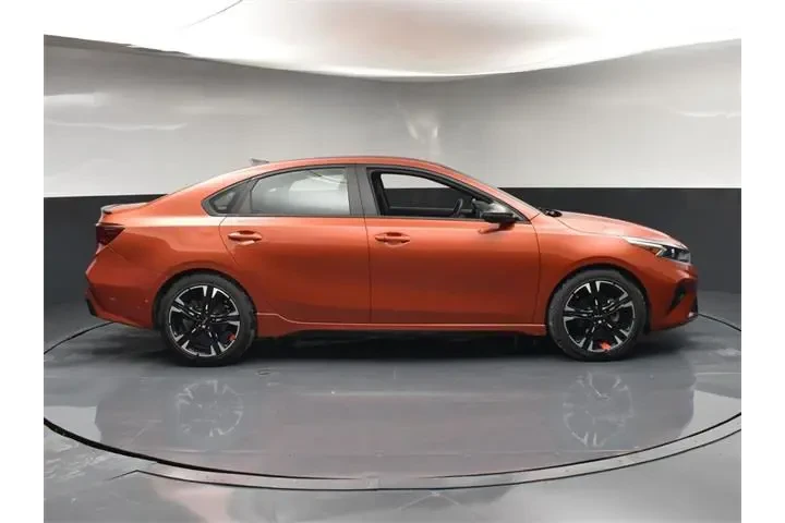 $16958 : Kia Forte 2024 GT-Line 4dr S image 8