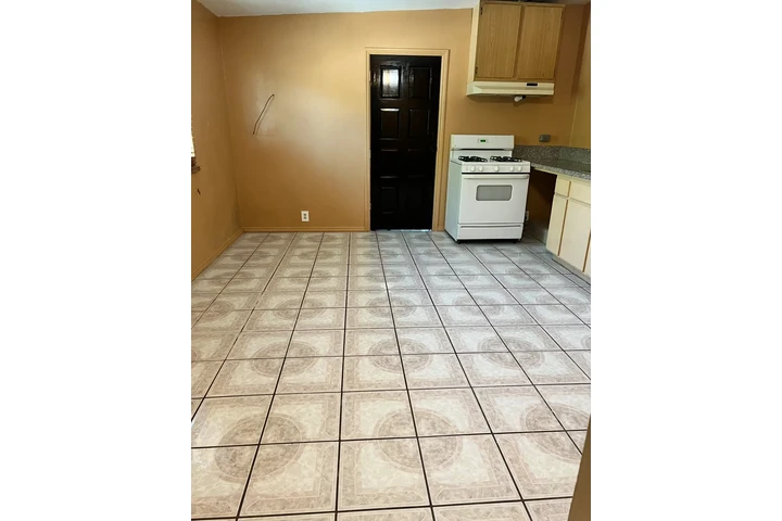 $1800 : Precioso Estudio de Renta image 10