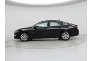 $16998 : Chevrolet Malibu 2021 LT 4dr thumbnail