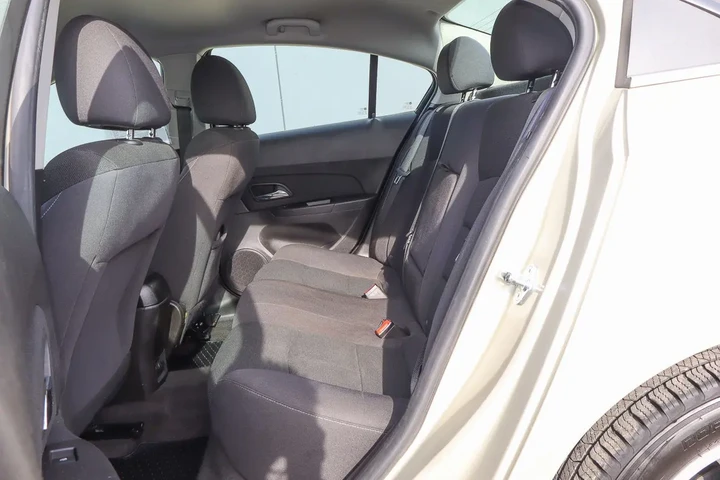 $11949 : 2016 Cruze Limited LT image 8