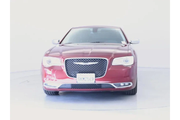 $19998 : Chrysler 300 2019 Limited 4d image 5