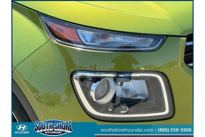 $16300 : Hyundai VENUE 2022 SEL 4dr C image 10