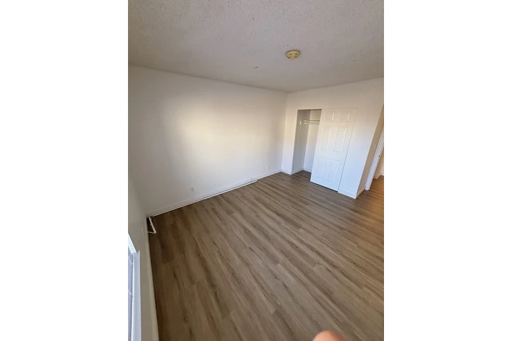 $2600 : Condo for rent Port Hueneme image 8