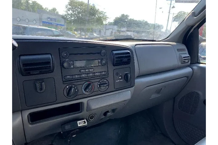 $12999 : 2006 F-250 SD XLT SuperCab Lo image 7